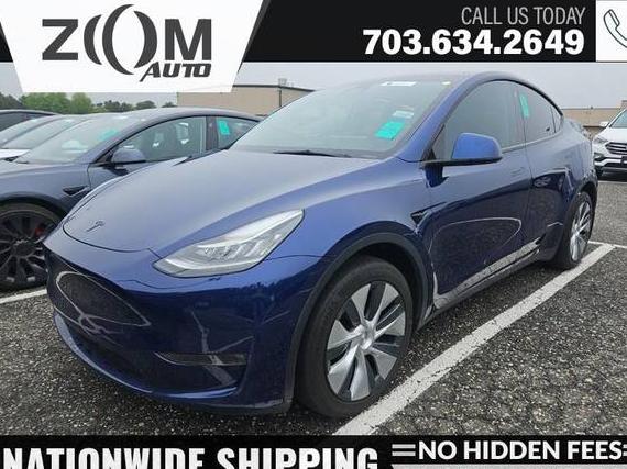 TESLA MODEL Y 2021 5YJYGDEE4MF267661 image